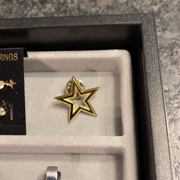 Lot of Baublebar & other earrings, star pin and several crawler earrings - Picture 4 of 7